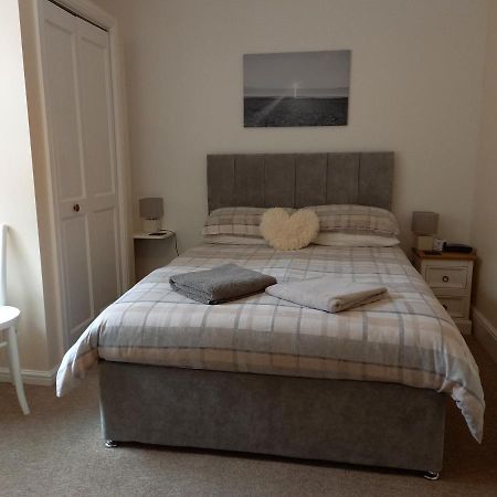 Crofton Guest House Weymouth Esterno foto