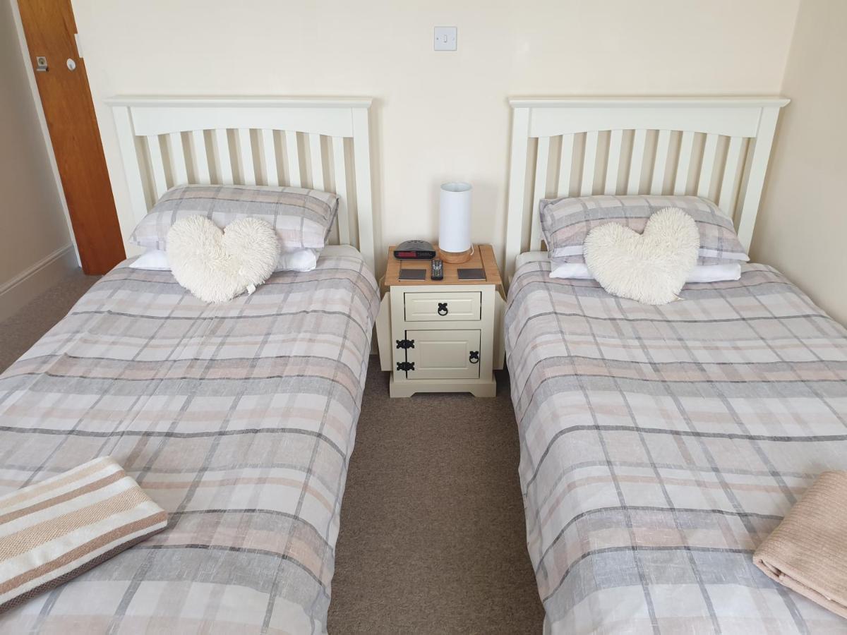 Crofton Guest House Weymouth Esterno foto