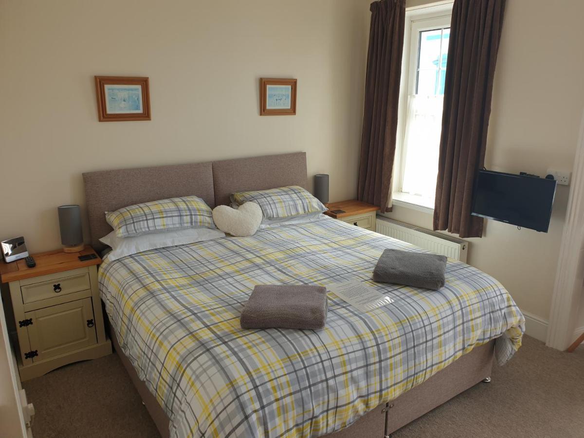 Crofton Guest House Weymouth Esterno foto