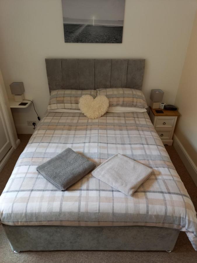 Crofton Guest House Weymouth Esterno foto