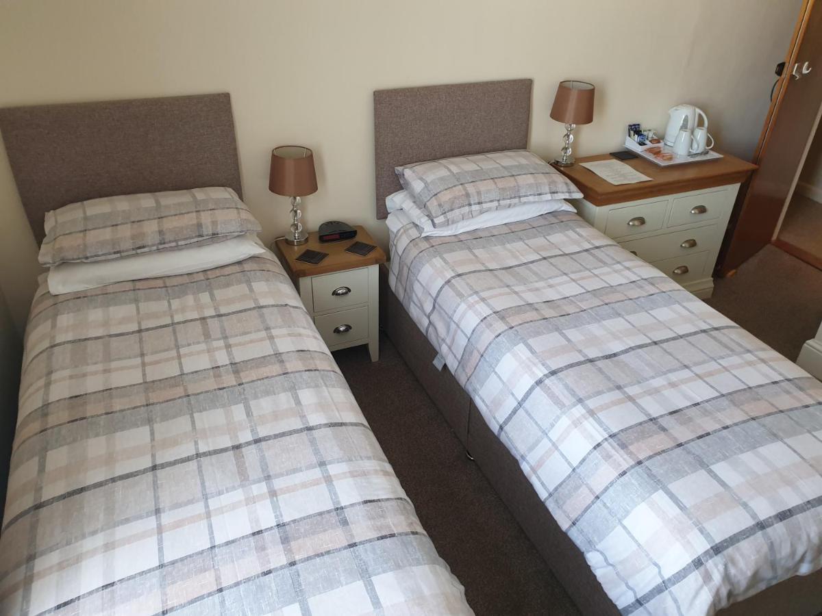 Crofton Guest House Weymouth Esterno foto